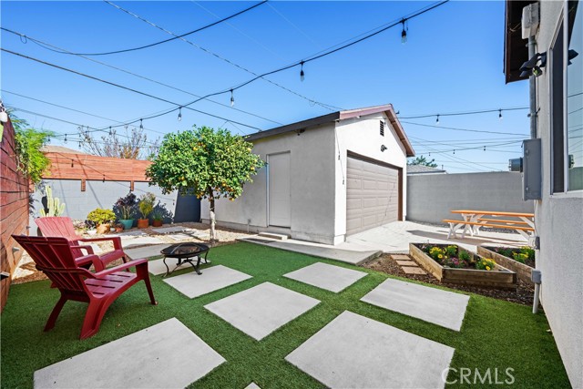 Detail Gallery Image 12 of 53 For 5979 Hereford, Los Angeles,  CA 90022 - 3 Beds | 2 Baths