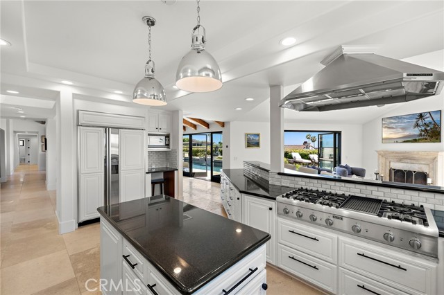 23012 Bering Sea Drive, Dana Point CA: https://media.crmls.org/medias/758f2080-8b45-4294-aff0-c3073fabbe1f.jpg