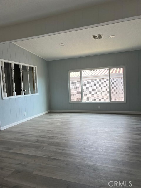Detail Gallery Image 13 of 34 For 1919 W Coronet Ave #235,  Anaheim,  CA 92801 - 3 Beds | 2 Baths