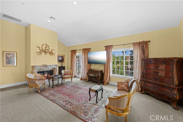 9 Zanja Lane, Bell Canyon CA: https://media.crmls.org/medias/758ff9fc-1440-44c0-a432-2cc5ec8e2d99.jpg