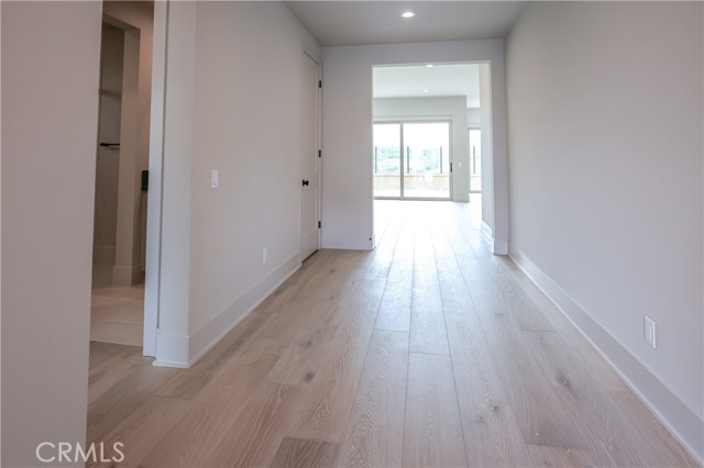 118 Mossvine, Irvine CA: https://media.crmls.org/medias/75900877-bf31-4df9-ad48-66a0cb12da6d.jpg
