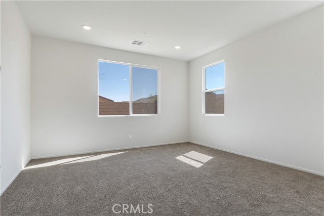 Detail Gallery Image 9 of 26 For 13743 Mesa View Dr, Victorville,  CA 92392 - 5 Beds | 2 Baths