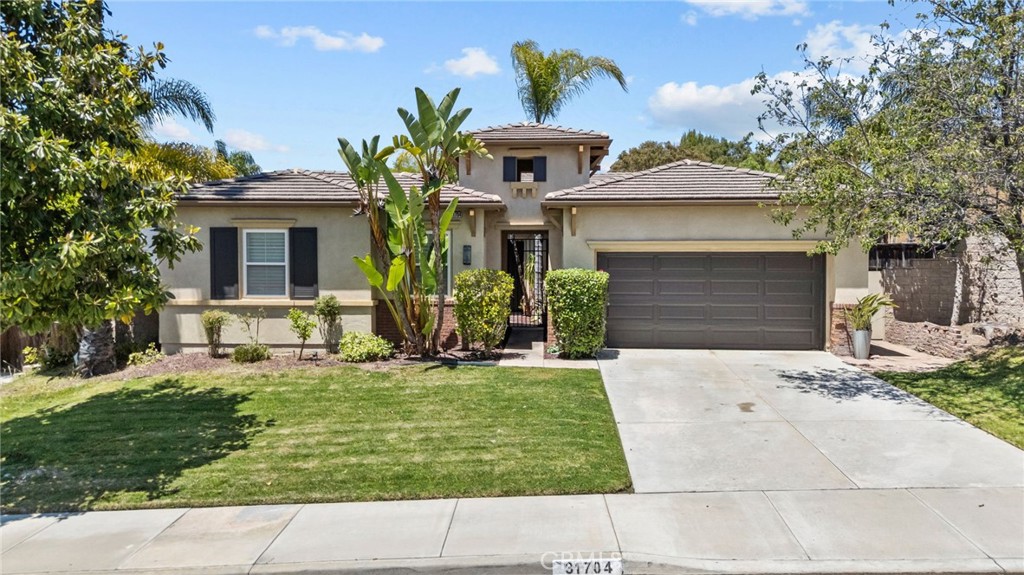 31704 Pepper Tree