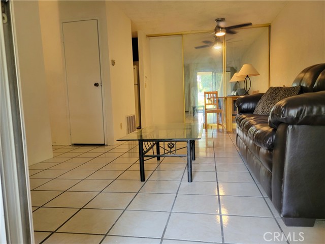 Image 8 for 2857 Los Felices RD #105