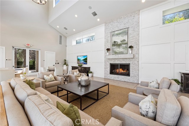 287 Barnes Road, Tustin CA: https://media.crmls.org/medias/759161c0-5109-4e9a-8d90-28356118a3f7.jpg