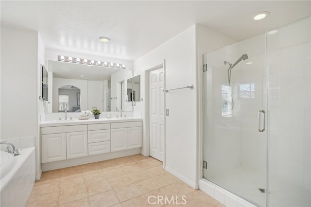 Detail Gallery Image 24 of 50 For 2889 Plaza Del Amo #405,  Torrance,  CA 90503 - 3 Beds | 2/1 Baths