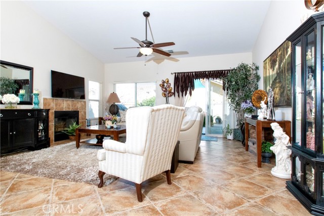 Detail Gallery Image 5 of 35 For 7380 via Real Ln, Yucca Valley,  CA 92284 - 3 Beds | 2 Baths