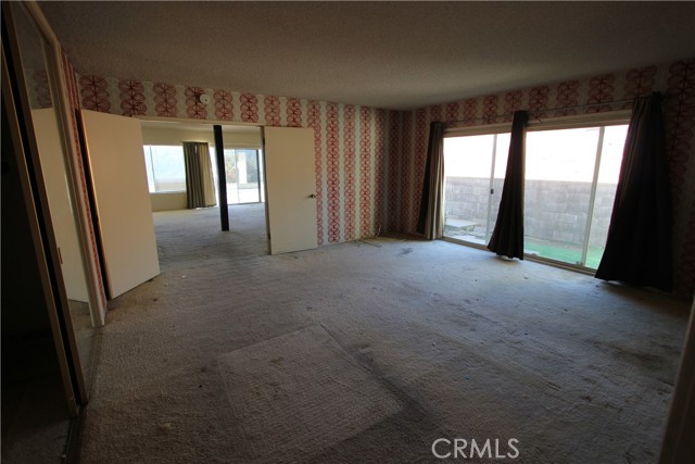 Detail Gallery Image 11 of 27 For 2914 Hopeton, La Crescenta,  CA 91214 - 3 Beds | 2 Baths