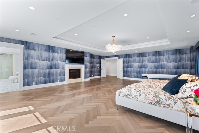 Image 19 of 35 For 23924 Long Valley Road