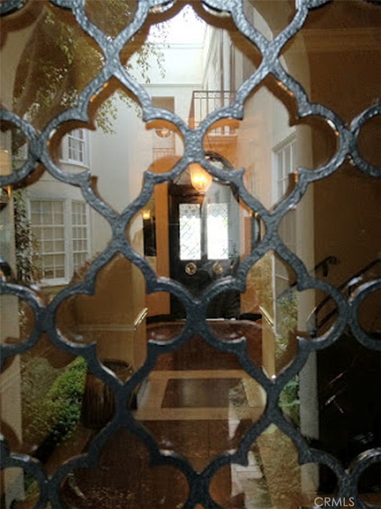 https://media.crmls.org/medias/759360bc-9509-4089-aa99-ab9ae20209d0.jpg?preset=X-Large