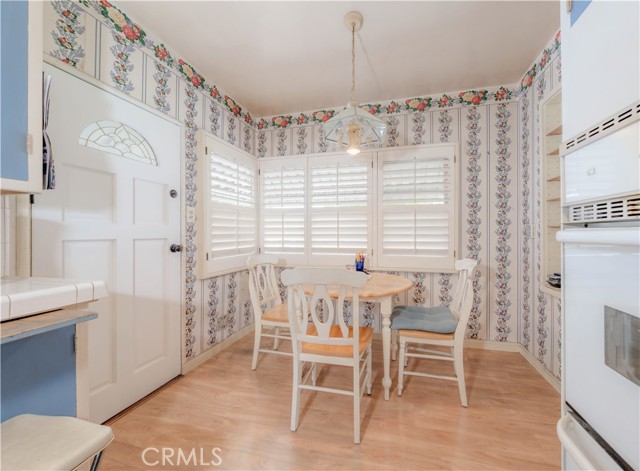 Detail Gallery Image 6 of 47 For 2219 N Flower St, Santa Ana,  CA 92706 - 3 Beds | 1/1 Baths