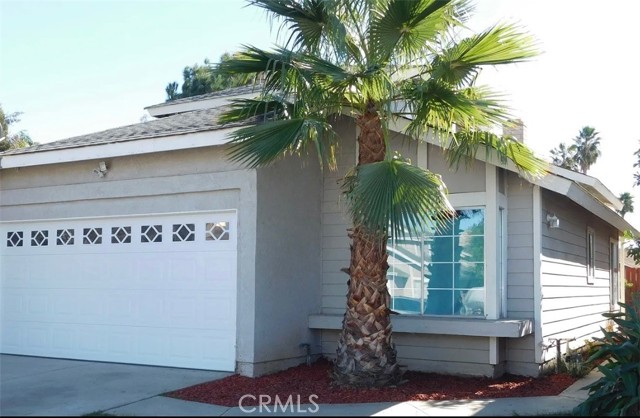 Detail Gallery Image 1 of 8 For 25827 Parsley Ave, Moreno Valley,  CA 92553 - 3 Beds | 2 Baths