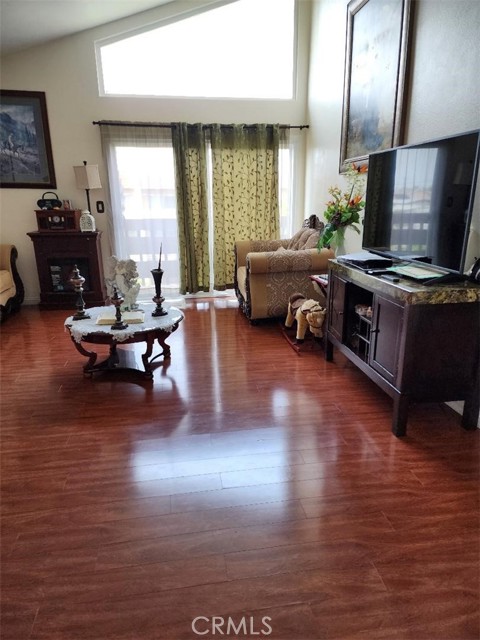 Detail Gallery Image 6 of 13 For 15116 S Raymond Ave #104,  Gardena,  CA 90247 - 2 Beds | 2 Baths
