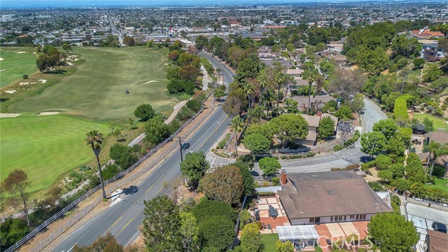 Detail Gallery Image 32 of 34 For 4 Bridlewood Cir, Rolling Hills Estates,  CA 90274 - 3 Beds | 2/1 Baths