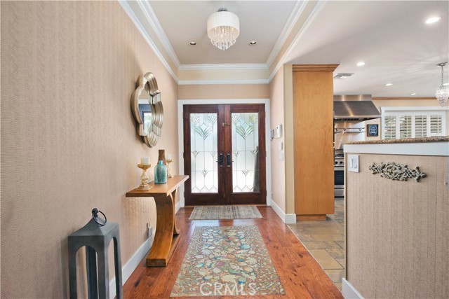 Detail Gallery Image 6 of 54 For 16426 Knollwood Dr, Granada Hills,  CA 91344 - 5 Beds | 4 Baths