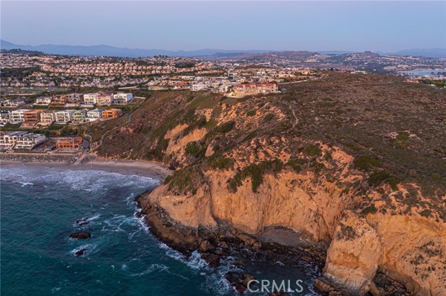 34385 Dana Strand Road, Dana Point CA: https://media.crmls.org/medias/7594d709-af4b-4540-b82e-d3900edef78e.jpg