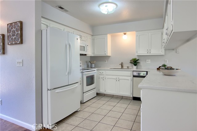 Detail Gallery Image 9 of 45 For 5303 State Highway 49 #14,  Mariposa,  CA 95338 - 1 Beds | 1/1 Baths