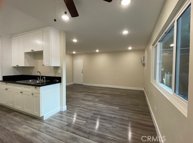 Detail Gallery Image 1 of 1 For 14805 Chase St #221,  Panorama City,  CA 91402 - 2 Beds | 1 Baths