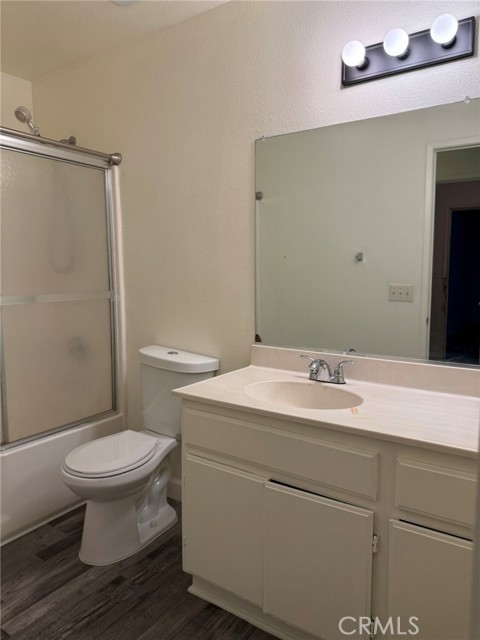 Detail Gallery Image 17 of 26 For 11801 Harwood Rd, Victorville,  CA 92392 - 4 Beds | 2 Baths