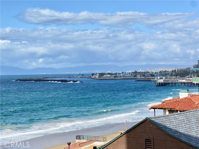 615 Esplanade, Redondo Beach, California 90277, 1 Bedroom Bedrooms, ,1 BathroomBathrooms,Residential,Sold,Esplanade,SB24012531