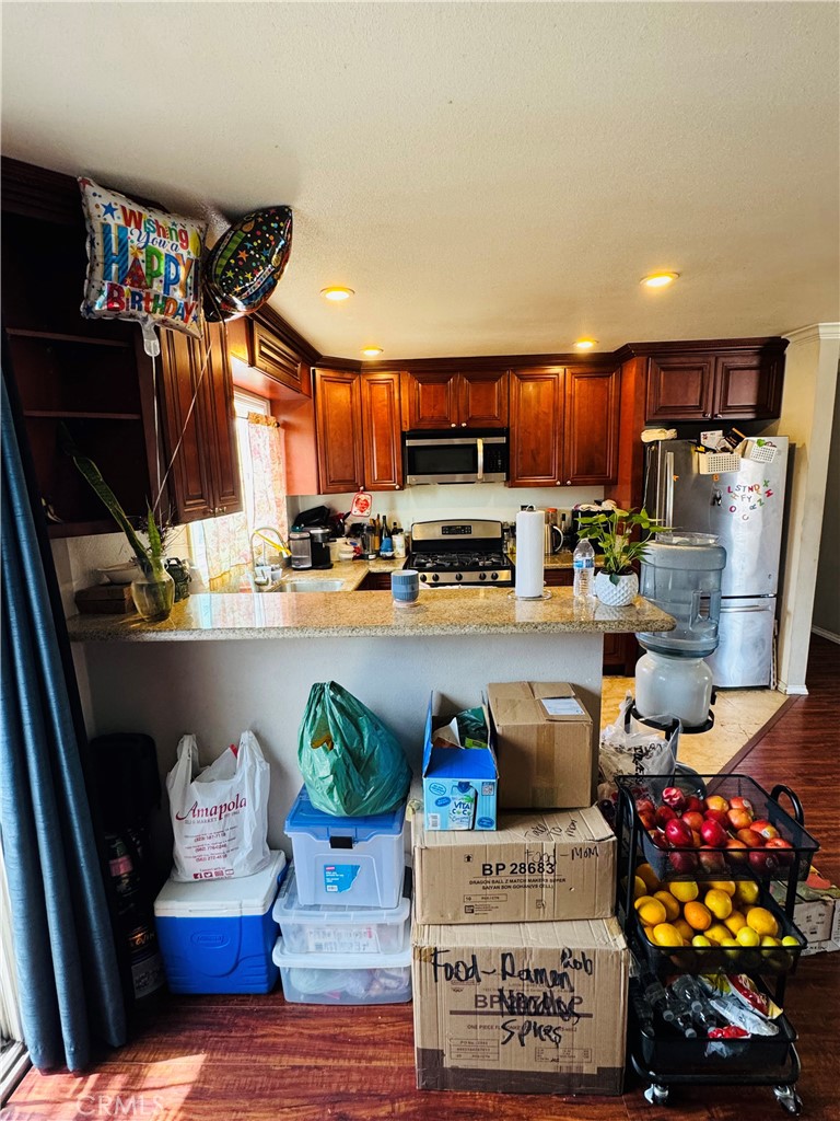 MLS #CV25268136 image #11