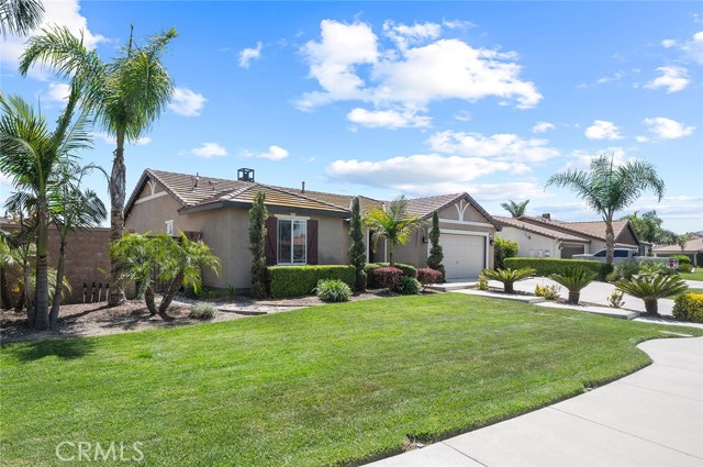 7530 Standing Rock Road, Eastvale CA: https://media.crmls.org/medias/7598fec3-3213-4543-ad86-7446fee31205.jpg