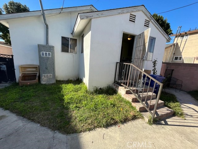 10238 San Antonio Avenue, South Gate, CA, 90280 10238 San Antonio Avenue, South Gate, CA, 90280