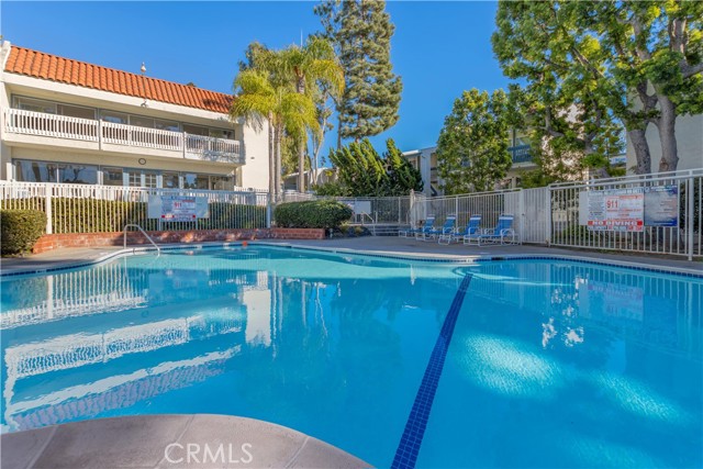 643 S Prospect Ave, Redondo Beach, California 90277, 3 Bedrooms Bedrooms, ,2 BathroomsBathrooms,Residential,Sold,S Prospect Ave,SB22031394