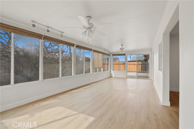 Detail Gallery Image 7 of 15 For 15741 Willett, Huntington Beach,  CA 92647 - 4 Beds | 2 Baths