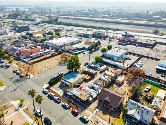 Detail Gallery Image 11 of 18 For 584 E H St, Colton,  CA 92324 - – Beds | – Baths