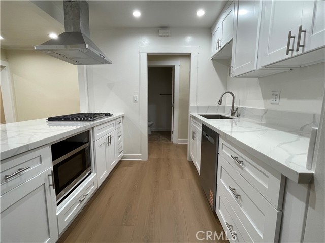 Front Image Thumbnail for CRPW26055994