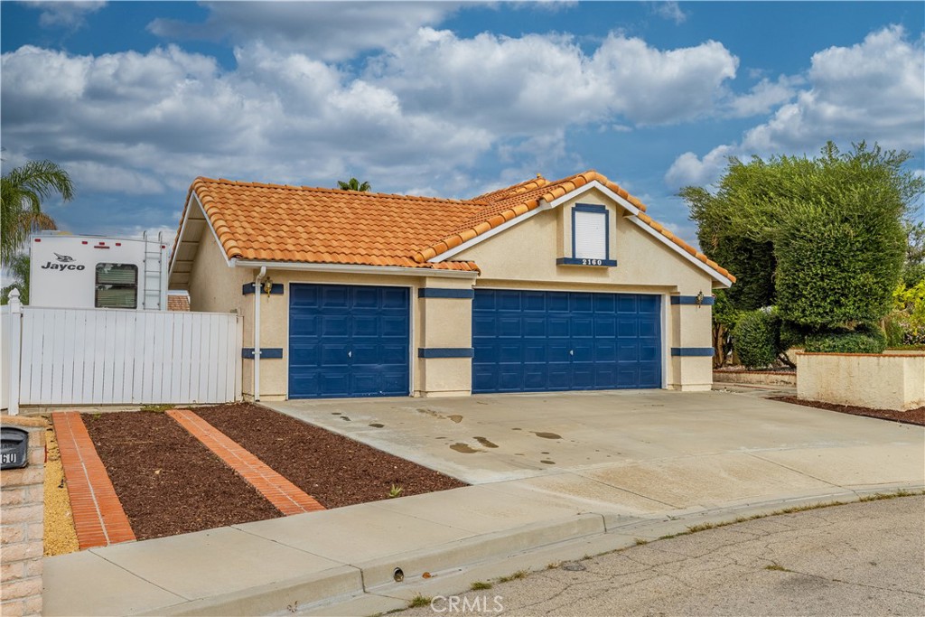 2160 Mariposa Court