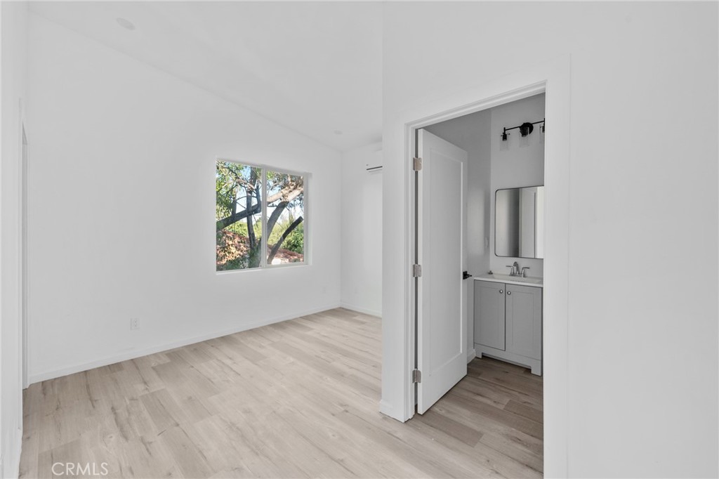 MLS #SR25250308 image #11