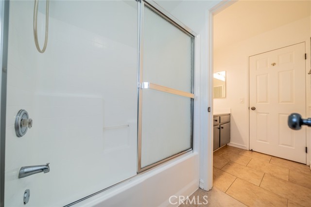 Detail Gallery Image 33 of 61 For 13621 Dellwood Ave, Victorville,  CA 92392 - 6 Beds | 3 Baths