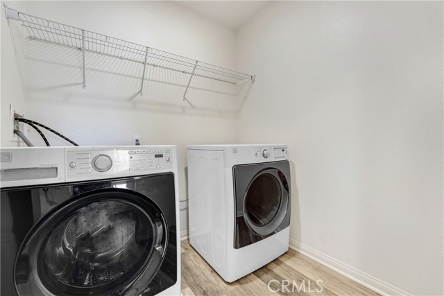 9126 Foster Lane, Chatsworth CA: https://media.crmls.org/medias/759de27e-7026-4c70-b204-53d9f9aa979e.jpg