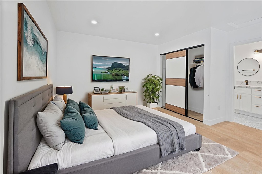 MLS #DW25207005 image #14