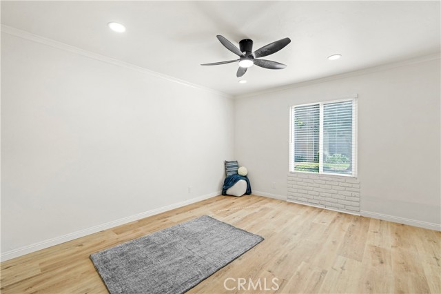 23254 Orange Avenue, Lake Forest CA: https://media.crmls.org/medias/75a0b1c2-6fe1-4a61-a1fb-4c239d060f98.jpg