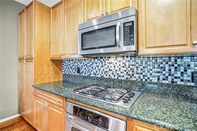 Detail Gallery Image 9 of 27 For 30505 Canyon Hills #2204,  Lake Elsinore,  CA 92532 - 2 Beds | 2/1 Baths