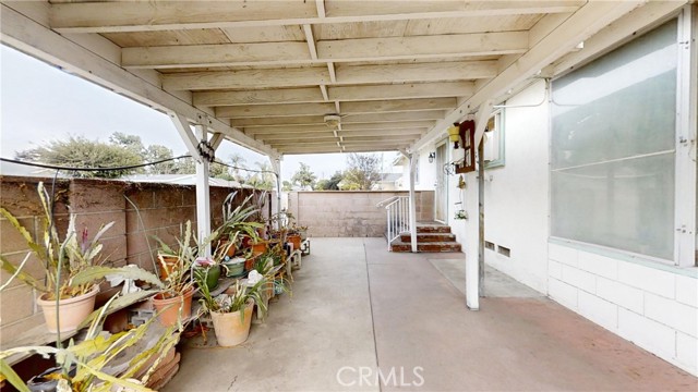 Detail Gallery Image 13 of 19 For 1025 S Indian Summer Ave, West Covina,  CA 91790 - 4 Beds | 2/1 Baths