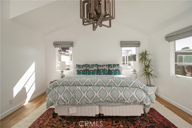 246 Orange Street, Newport Beach CA: https://media.crmls.org/medias/75a19ee1-c8c6-418f-9513-08563f90e408.jpg