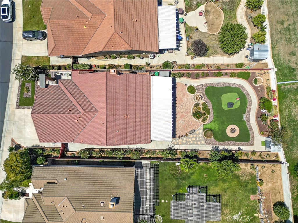 https://media.crmls.org/medias/75a28fcd-38b5-4fcb-a512-aca4392e7e87.jpg?preset=X-Large
