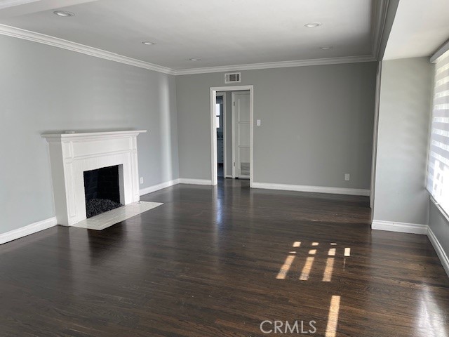 Detail Gallery Image 3 of 31 For 12619 Tiara St., Valley Village,  CA 91607 - 3 Beds | 1/1 Baths