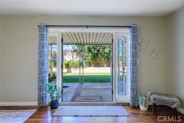 Detail Gallery Image 23 of 41 For 5681 Stardust Dr, Huntington Beach,  CA 92647 - 3 Beds | 2 Baths