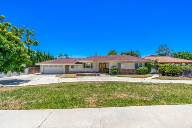 700 W 23rd St, Upland, CA 91784