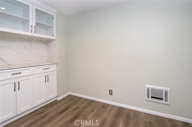 Detail Gallery Image 8 of 27 For 355 S Los Robles Ave #136,  Pasadena,  CA 91101 - 1 Beds | 1 Baths