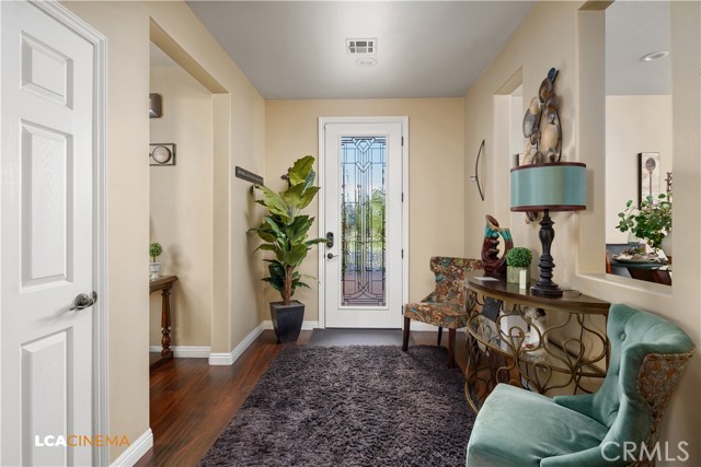 Detail Gallery Image 9 of 32 For 10607 Topiary Dr, Bakersfield,  CA 93306 - 4 Beds | 2 Baths