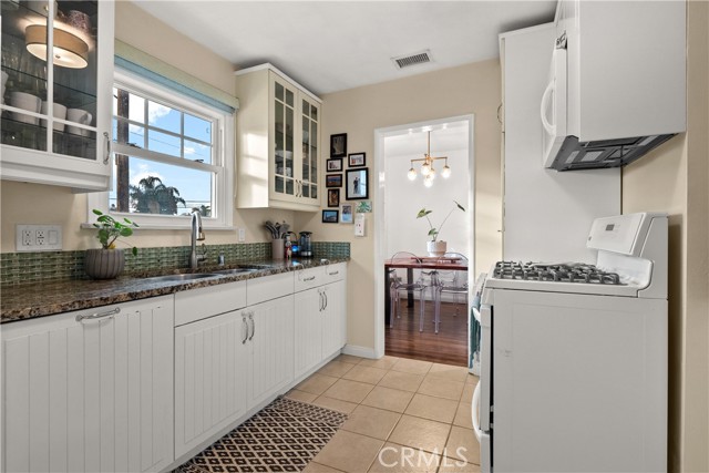 kitchen flows into dining room