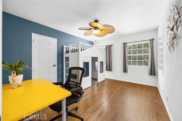 5834 Costello Avenue, Van Nuys CA: https://media.crmls.org/medias/75a5ba7e-5761-4b92-8b63-c2bbc48efb39.jpg