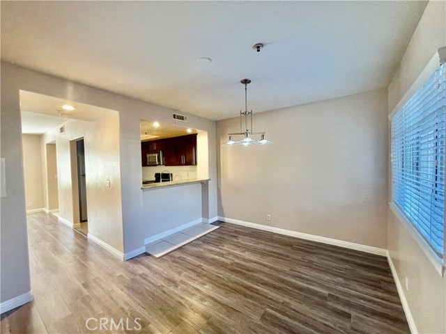 Detail Gallery Image 10 of 22 For 38 N Bonnie #7,  Pasadena,  CA 91106 - 2 Beds | 2/1 Baths