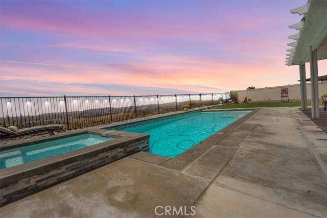 281 Singleton Canyon Road, Calimesa CA: https://media.crmls.org/medias/75a73181-24d8-455c-8b6c-7f500a6e39a9.jpg